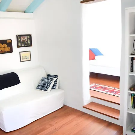 House By The Beach Rooftop Terrace Holiday home